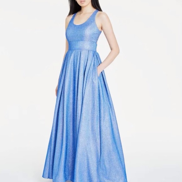 New dress size 3 - Picture 5 of 5